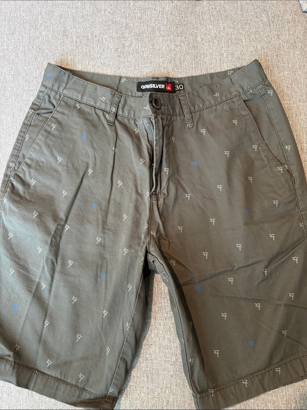 Quiksilver Gray Palm-Print Men's Chino Shorts